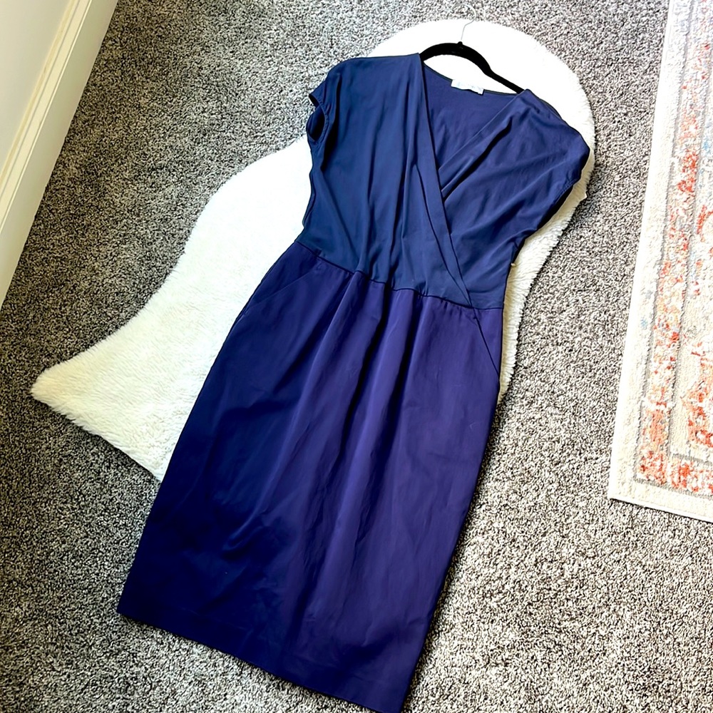 Size Large Max Mara knee length dress in navy blue